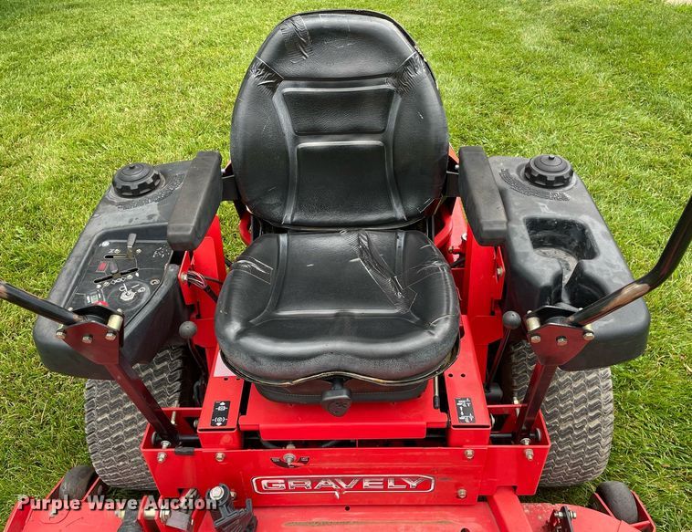 image for item NY9551 Gravely PM 260 Z  ZTR lawn mower