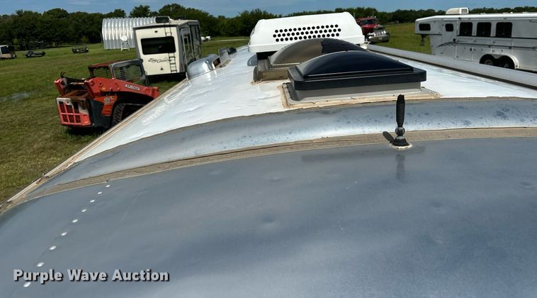 image for item OC9100 2019 Airstream Flying Cloud  camper