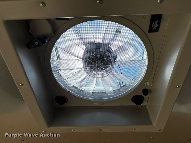 image for item OC9100 2019 Airstream Flying Cloud  camper