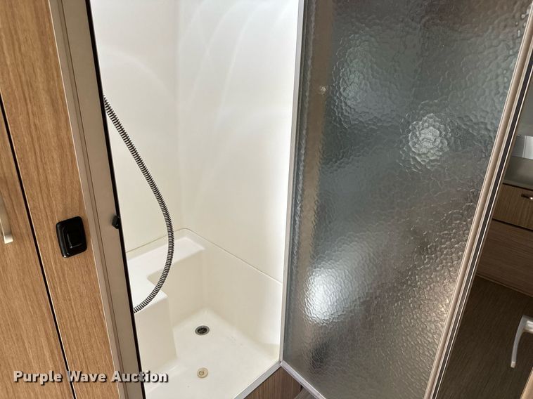 image for item OC9100 2019 Airstream Flying Cloud  camper