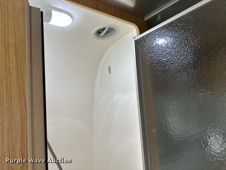 image for item OC9100 2019 Airstream Flying Cloud  camper