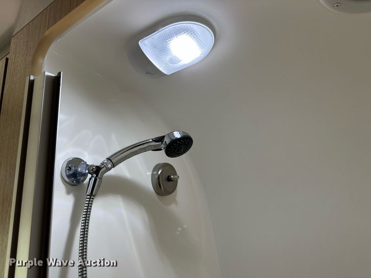 image for item OC9100 2019 Airstream Flying Cloud  camper