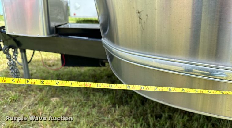 image for item OC9100 2019 Airstream Flying Cloud  camper