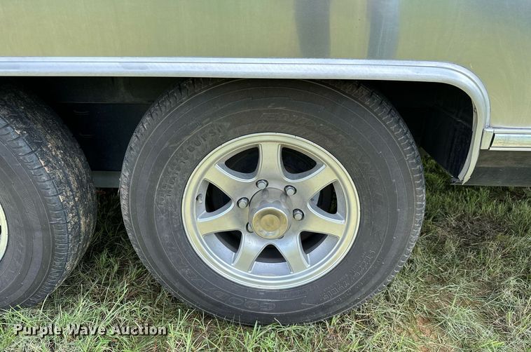 image for item OC9100 2019 Airstream Flying Cloud  camper