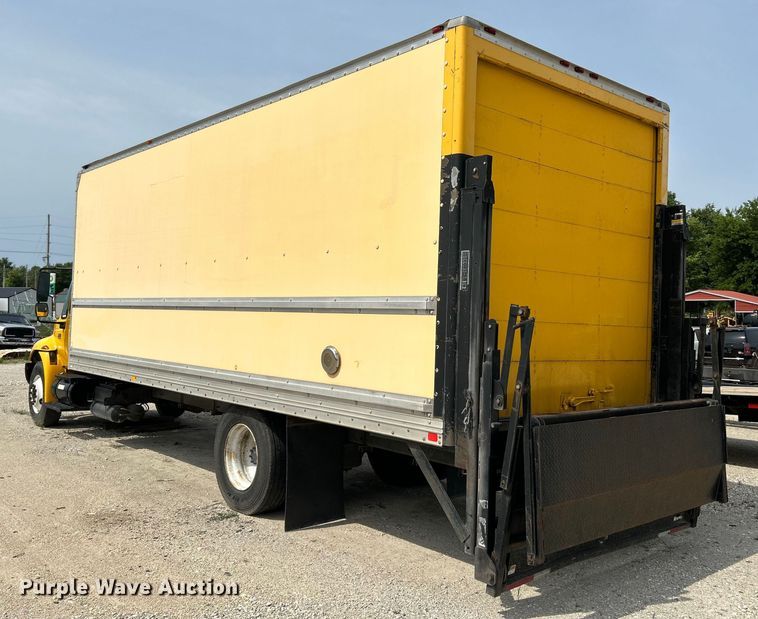 image for item OK9654 2006 International 4300  box truck