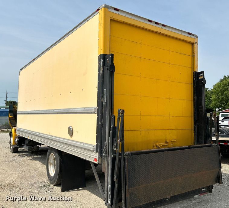 image for item OK9654 2006 International 4300  box truck