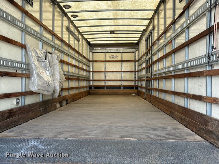 image for item OK9654 2006 International 4300  box truck