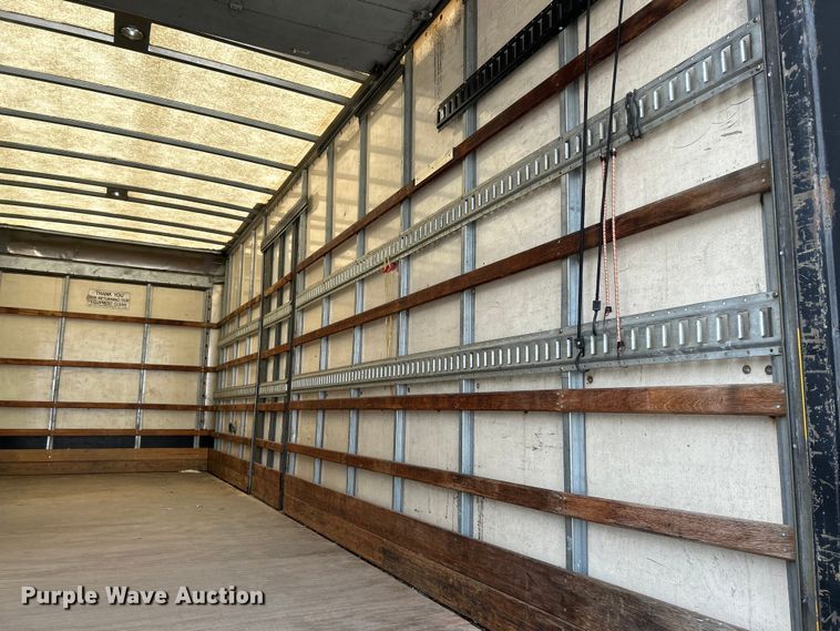 image for item OK9654 2006 International 4300  box truck