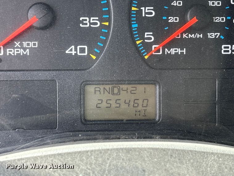 image for item OK9654 2006 International 4300  box truck