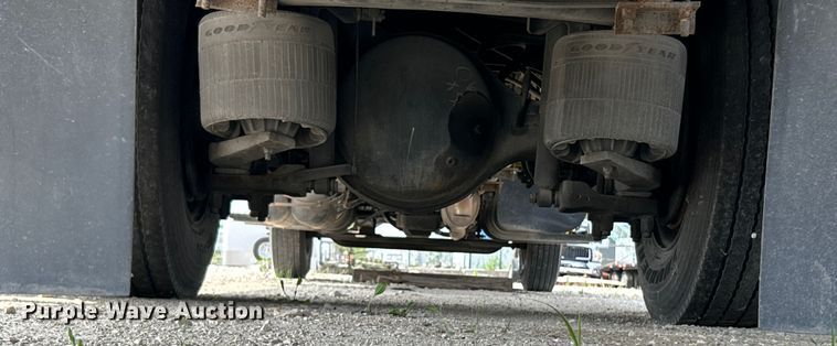 image for item OK9654 2006 International 4300  box truck