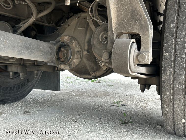 image for item OK9654 2006 International 4300  box truck