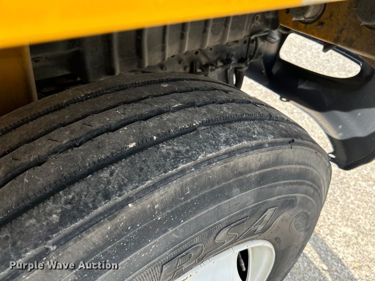 image for item OK9654 2006 International 4300  box truck