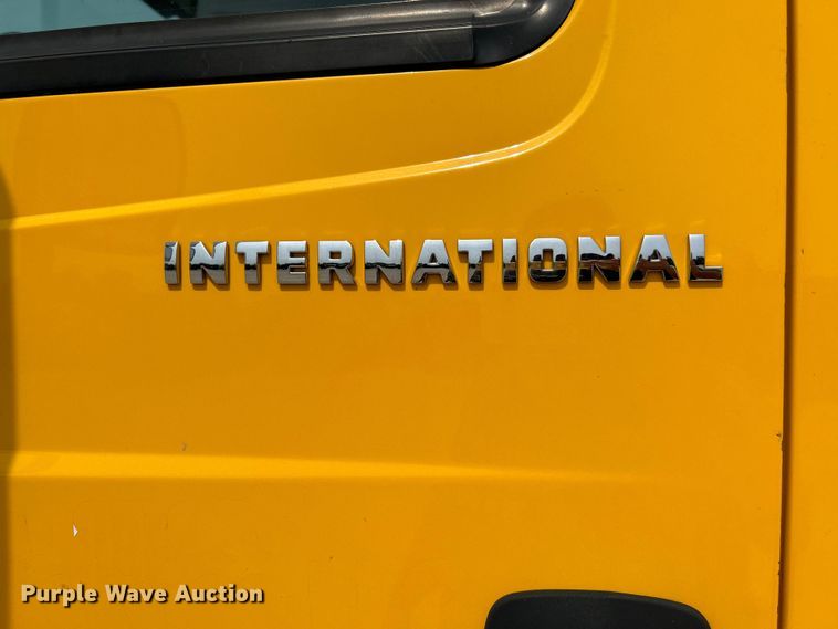 image for item OK9654 2006 International 4300  box truck