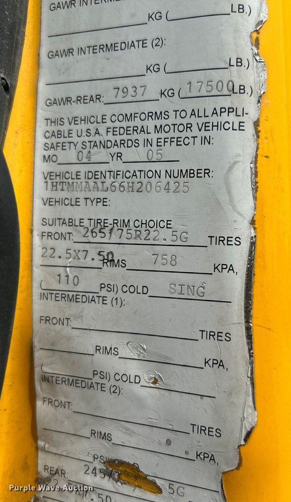 image for item OK9654 2006 International 4300  box truck