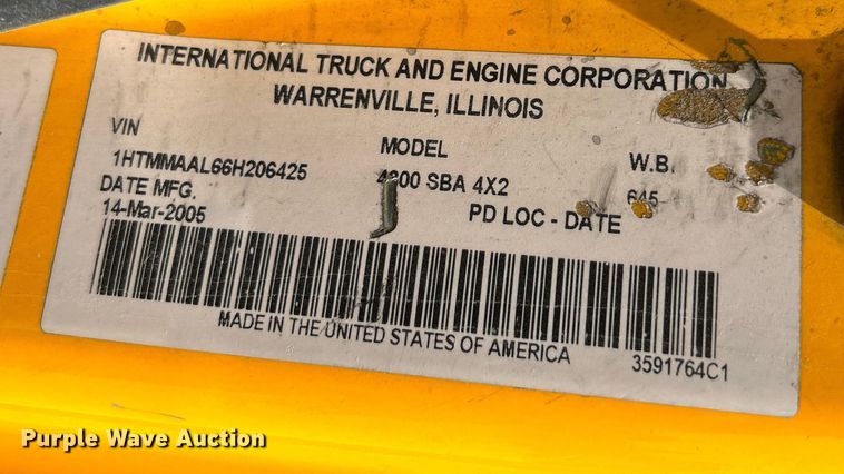 image for item OK9654 2006 International 4300  box truck