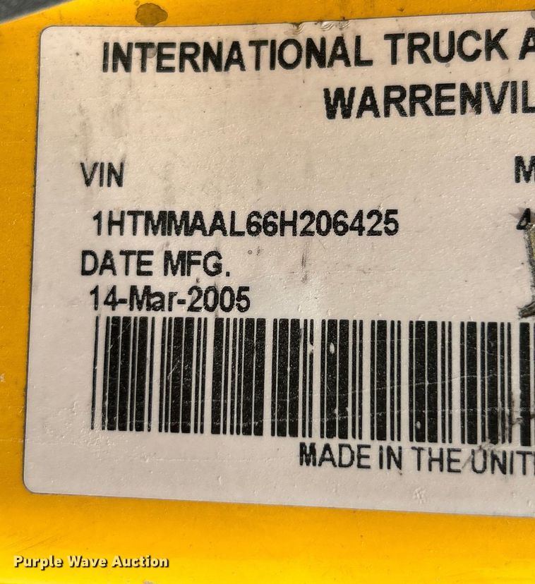 image for item OK9654 2006 International 4300  box truck