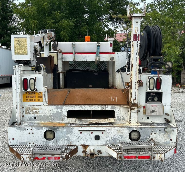 image for item OK9663 2012 Ford F550 Super Duty  Crew Cab crane truck