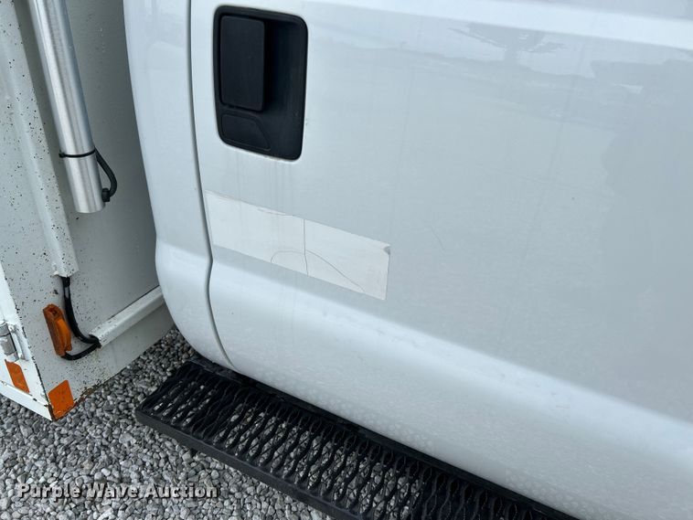 image for item OK9663 2012 Ford F550 Super Duty  Crew Cab crane truck