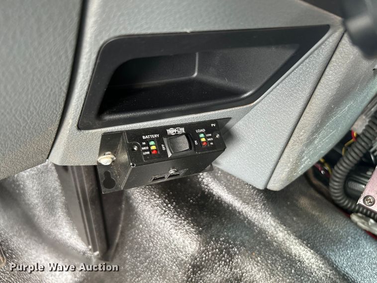 image for item OK9663 2012 Ford F550 Super Duty  Crew Cab crane truck