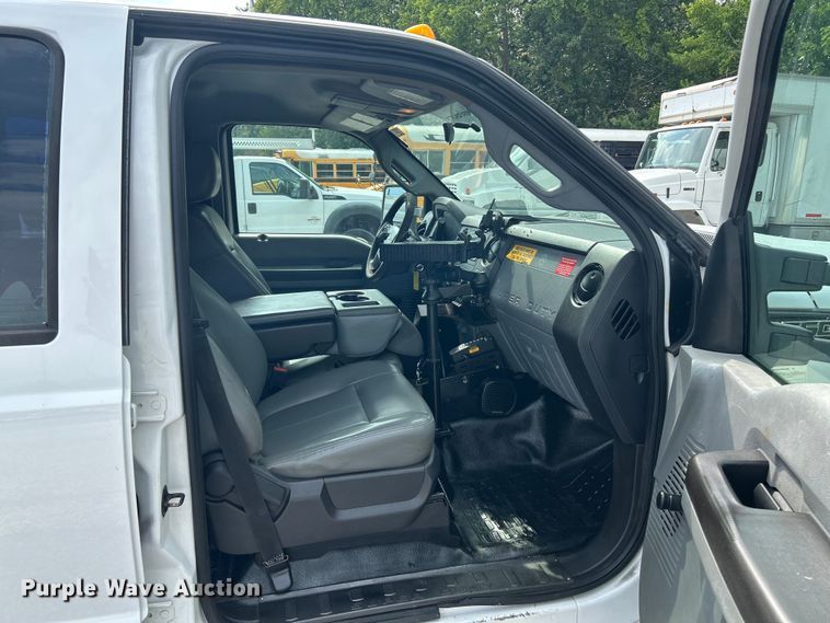 image for item OK9663 2012 Ford F550 Super Duty  Crew Cab crane truck