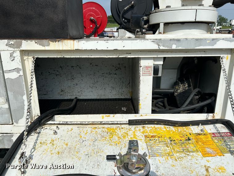 image for item OK9663 2012 Ford F550 Super Duty  Crew Cab crane truck