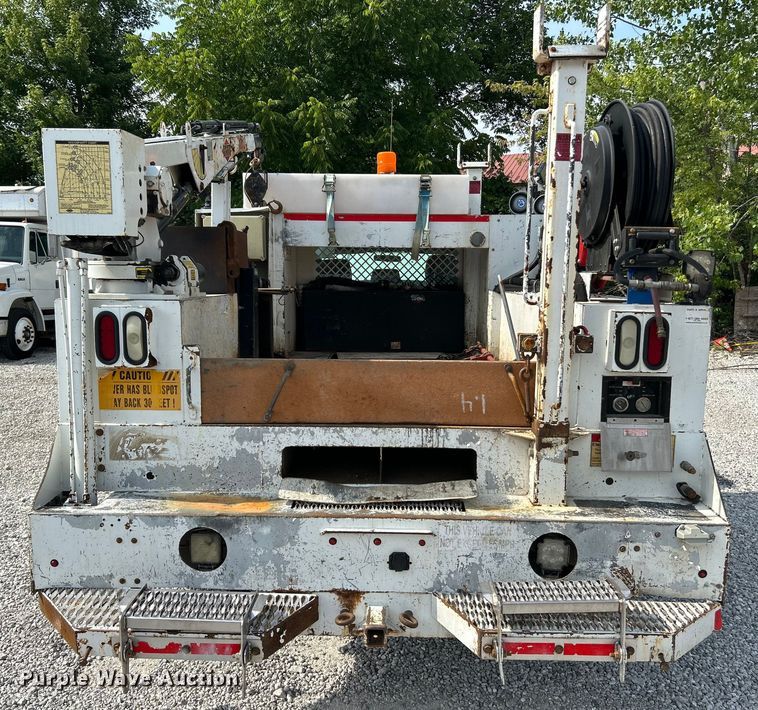 image for item OK9663 2012 Ford F550 Super Duty  Crew Cab crane truck