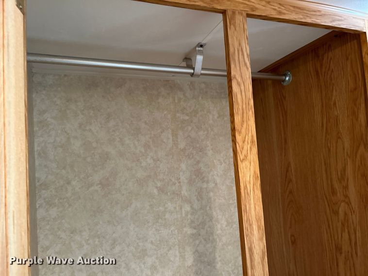 image for item OK9666 2006 Monaco Coach Holiday Rambler  camper