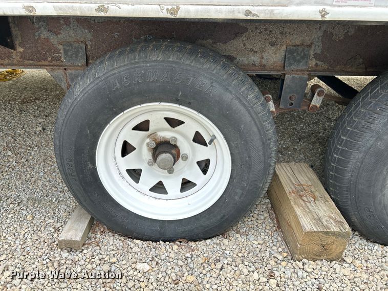 image for item OK9666 2006 Monaco Coach Holiday Rambler  camper