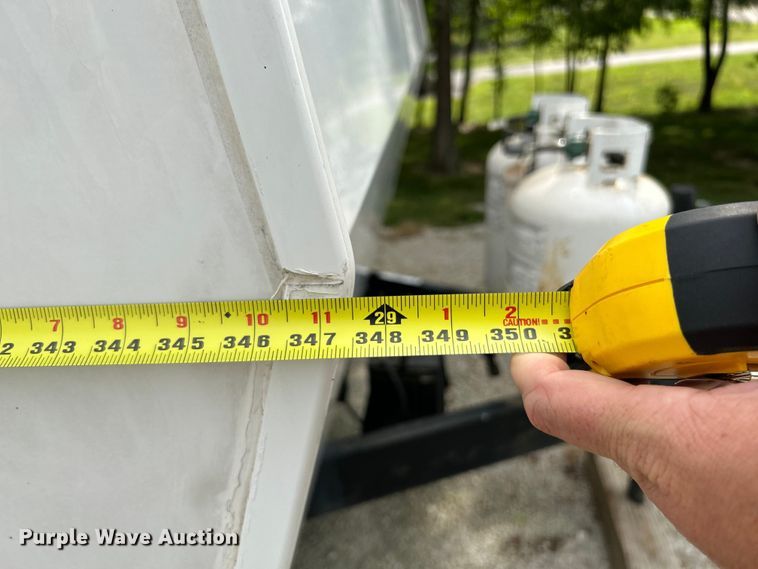 image for item OK9666 2006 Monaco Coach Holiday Rambler  camper