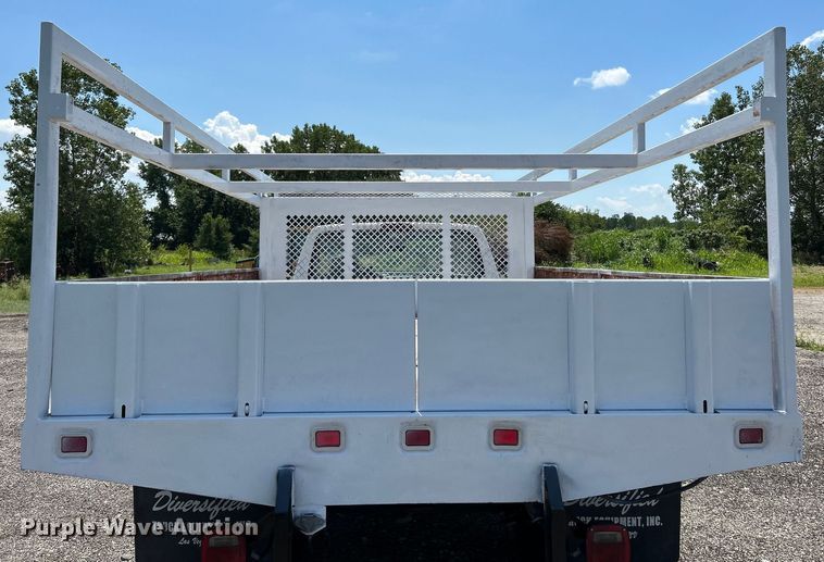 image for item OK9672 1997 Ford F450 Super Duty  flatbed truck