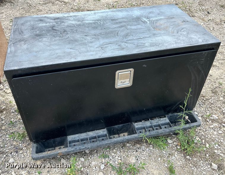 image for item OK9683 (3) toolboxes