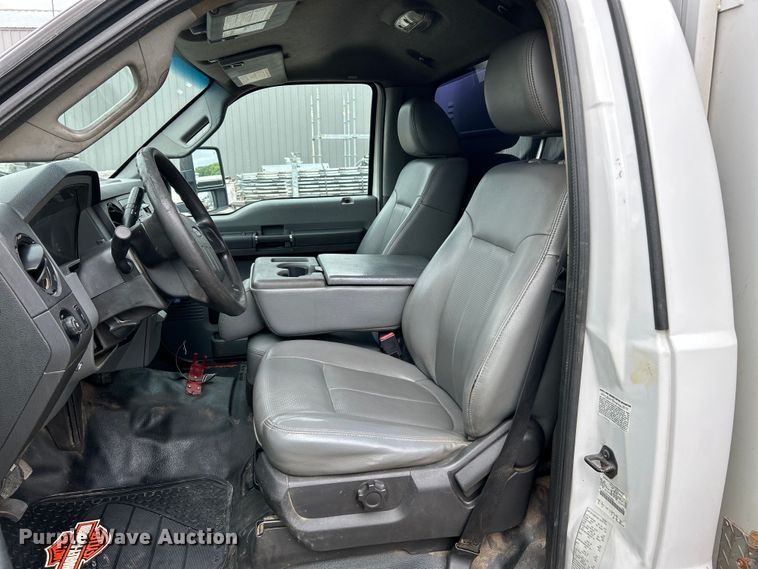 image for item OK9702 2012 Ford F550 Super Duty XL  utility / service truck