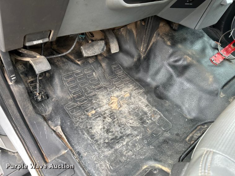 image for item OK9702 2012 Ford F550 Super Duty XL  utility / service truck