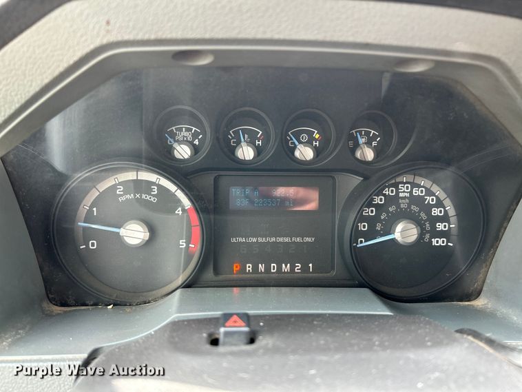 image for item OK9702 2012 Ford F550 Super Duty XL  utility / service truck