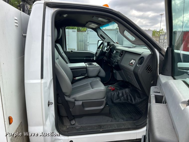 image for item OK9702 2012 Ford F550 Super Duty XL  utility / service truck
