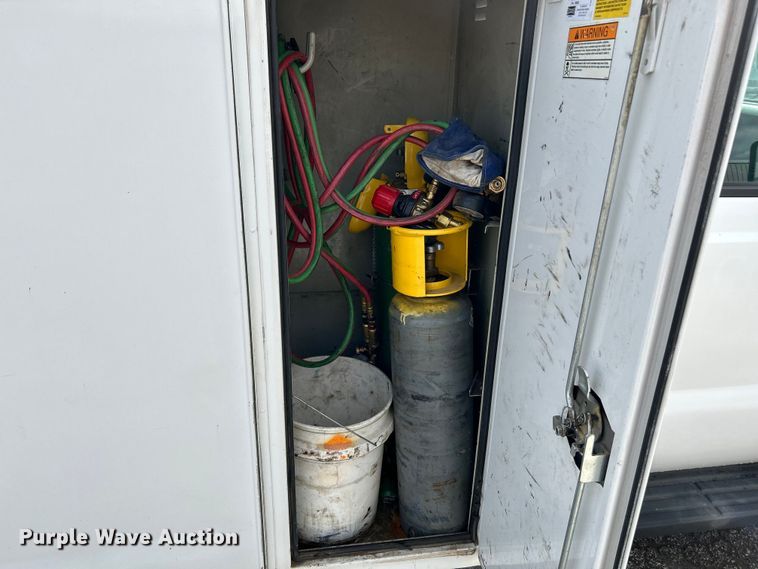 image for item OK9702 2012 Ford F550 Super Duty XL  utility / service truck