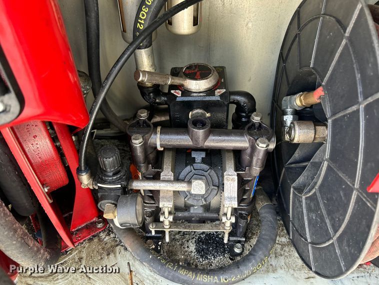 image for item OK9702 2012 Ford F550 Super Duty XL  utility / service truck