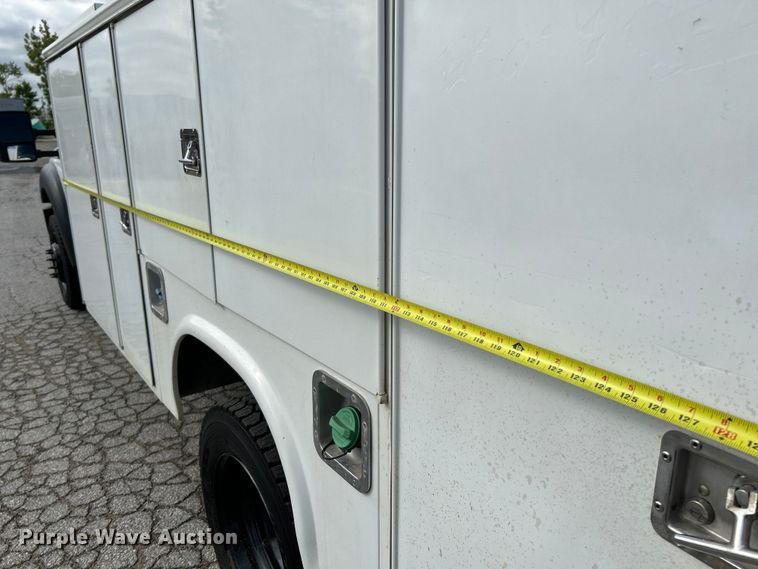 image for item OK9702 2012 Ford F550 Super Duty XL  utility / service truck