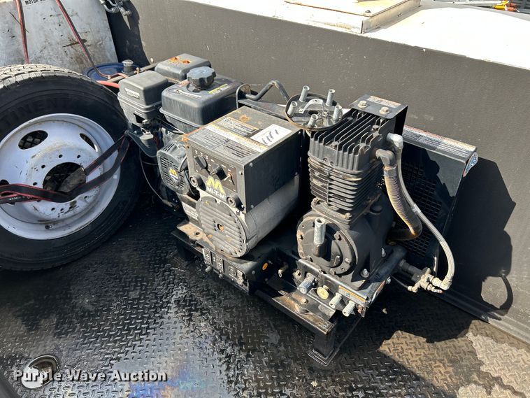 image for item OK9702 2012 Ford F550 Super Duty XL  utility / service truck