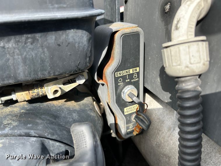 image for item OK9702 2012 Ford F550 Super Duty XL  utility / service truck