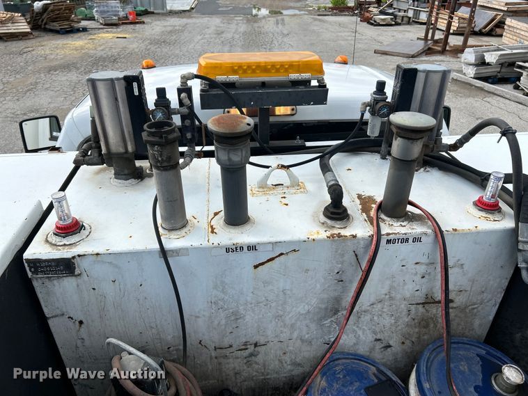 image for item OK9702 2012 Ford F550 Super Duty XL  utility / service truck