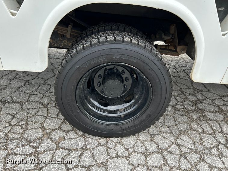 image for item OK9702 2012 Ford F550 Super Duty XL  utility / service truck