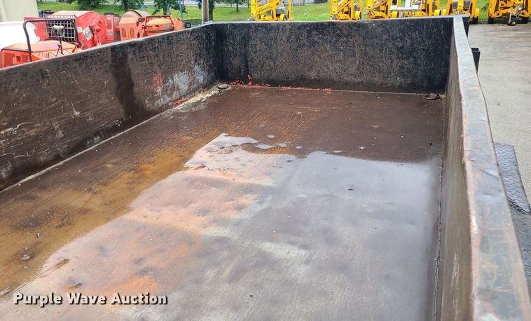 image for item BR9750 2015 Towmaster T-12HD  dump trailer