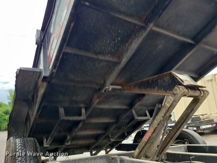 image for item BR9750 2015 Towmaster T-12HD  dump trailer