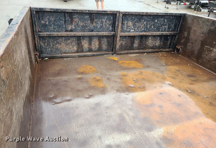 image for item BR9750 2015 Towmaster T-12HD  dump trailer