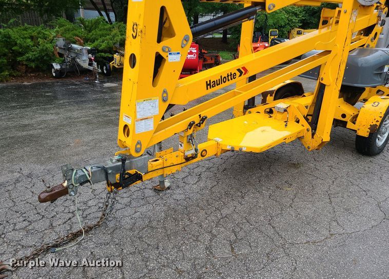 image for item BR9753 2017 Haulotte 4527A  boom lift