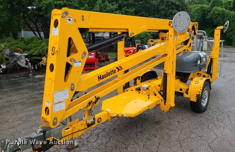 image for item BR9753 2017 Haulotte 4527A  boom lift