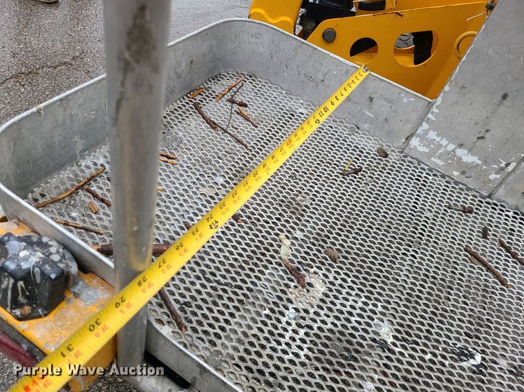 image for item BR9753 2017 Haulotte 4527A  boom lift