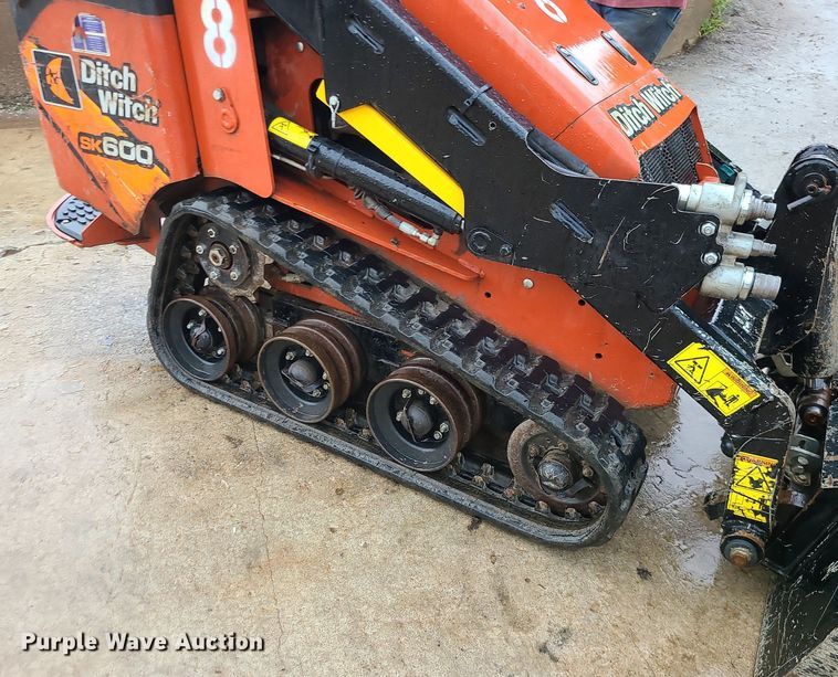 image for item BR9755 2020 Ditch Witch SK600  compact utility loader