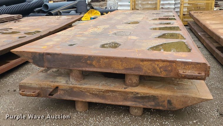 image for item BR9769 Trench box